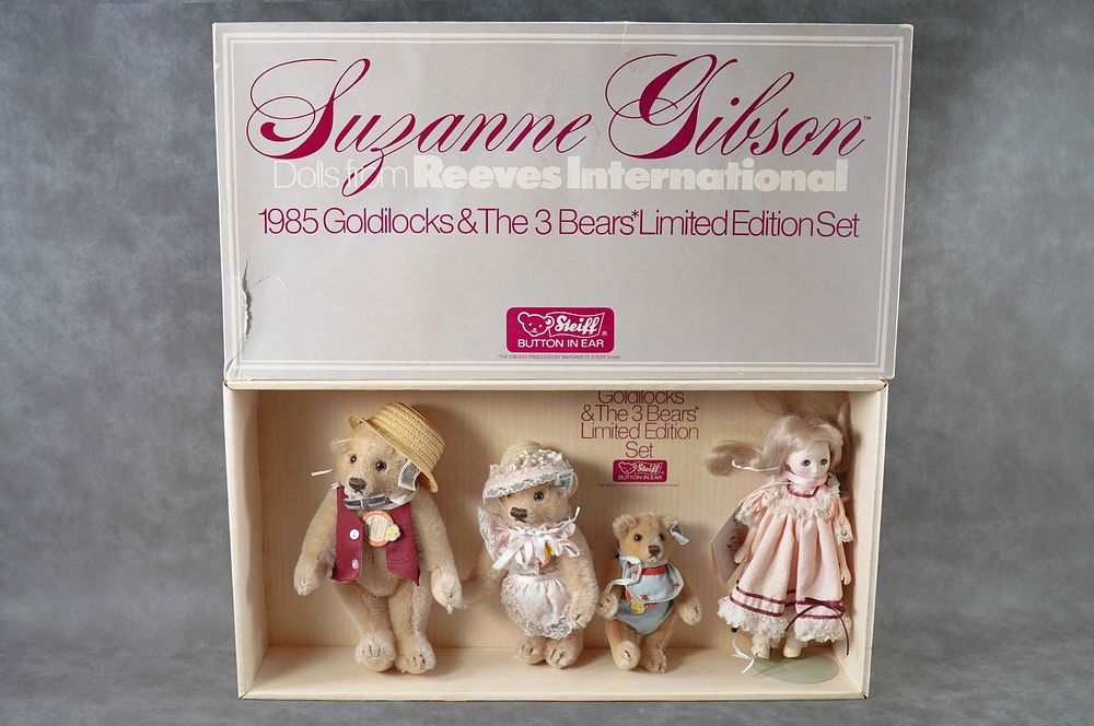 Lot 198: 1985 Goldilocks & The Three Bears Suzanne Gibson Steiff