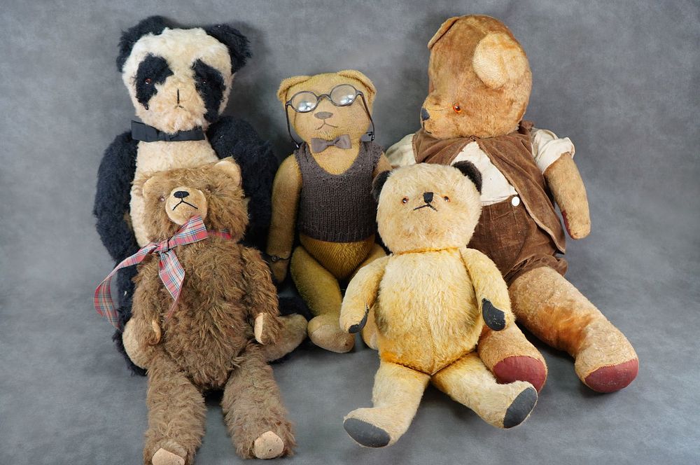 Lot 204G: Lot of 5 Antique Teddy Bears Great Assortment
