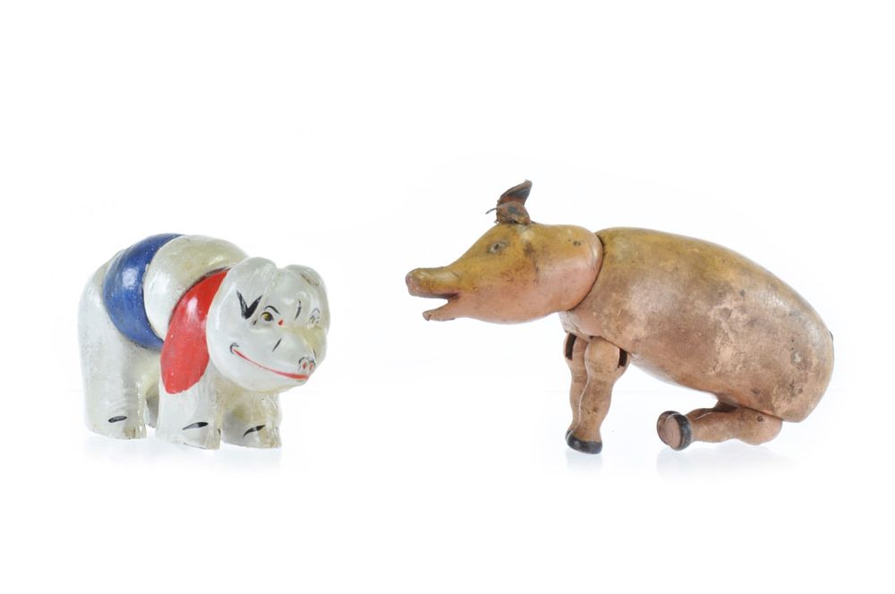 Lot 208: Schoenhut Pigs Lot of 2 Adorable