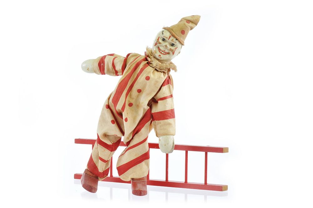 Lot 217: Schoenhut Humpty Dumpty Large Clown