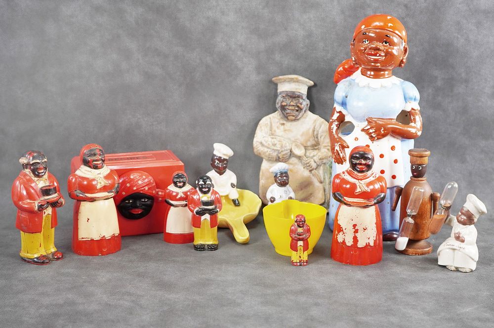 Lot 299: Aunt Jemima & Uncle Mose Kitchen Accessories Lot
