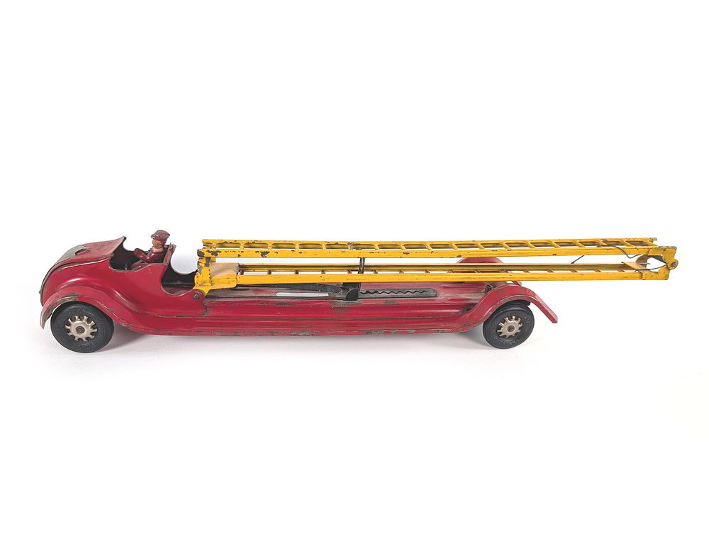 Lot 160: Kingsbury Pressed Steel Windup Fire Engine Ladder Truck w/Rubber Tires