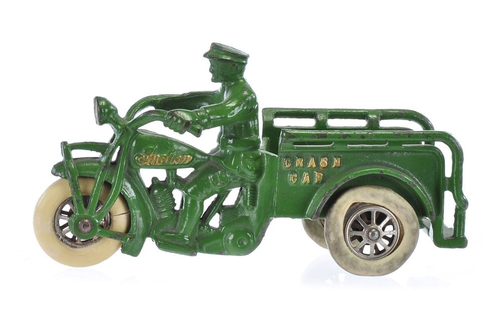 Lot 214: Hubley Indian Crash Car in Green Cast Iron