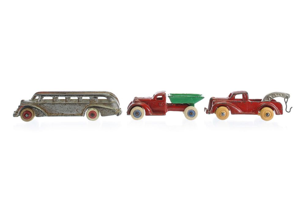 Lot 236: Hubley Streamline Bus and Arcade Dump and Tow Iron