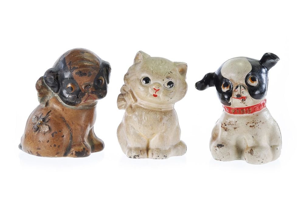 Lot 309: Hubley Cast Iron Puppo, Kitty Bank, and Fido Still Bank Set of 3