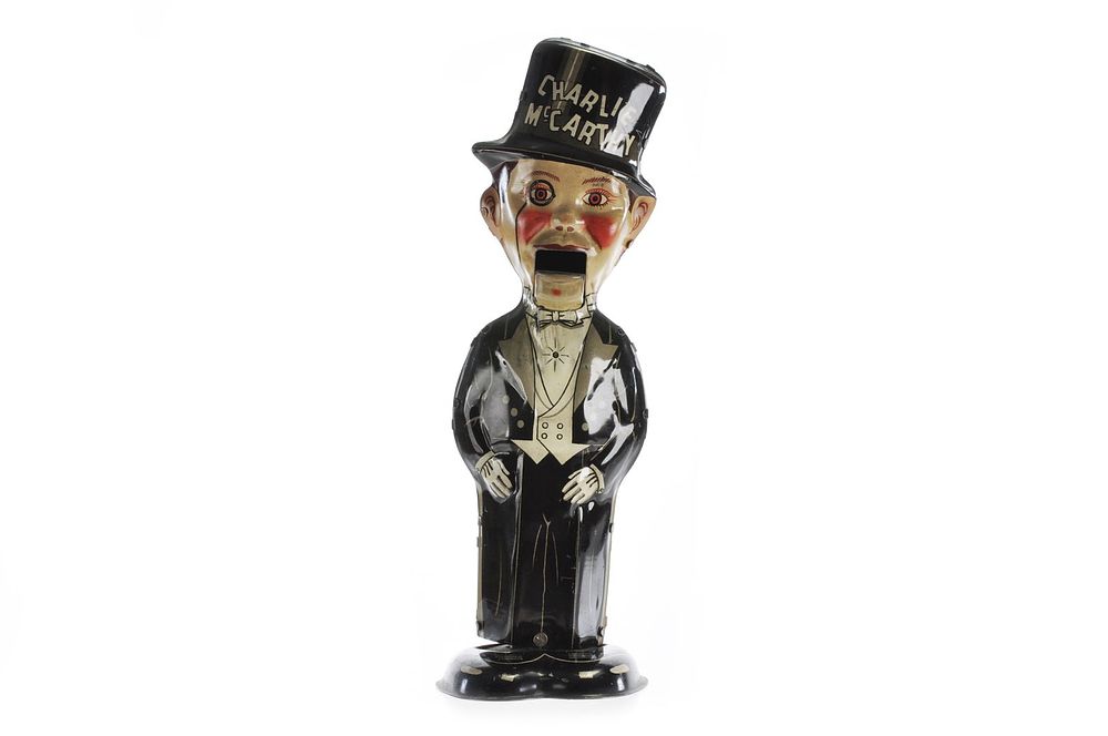 Lot 345: Marx Charlie McCarthy Tin Litho Wind-Up Walking Toy