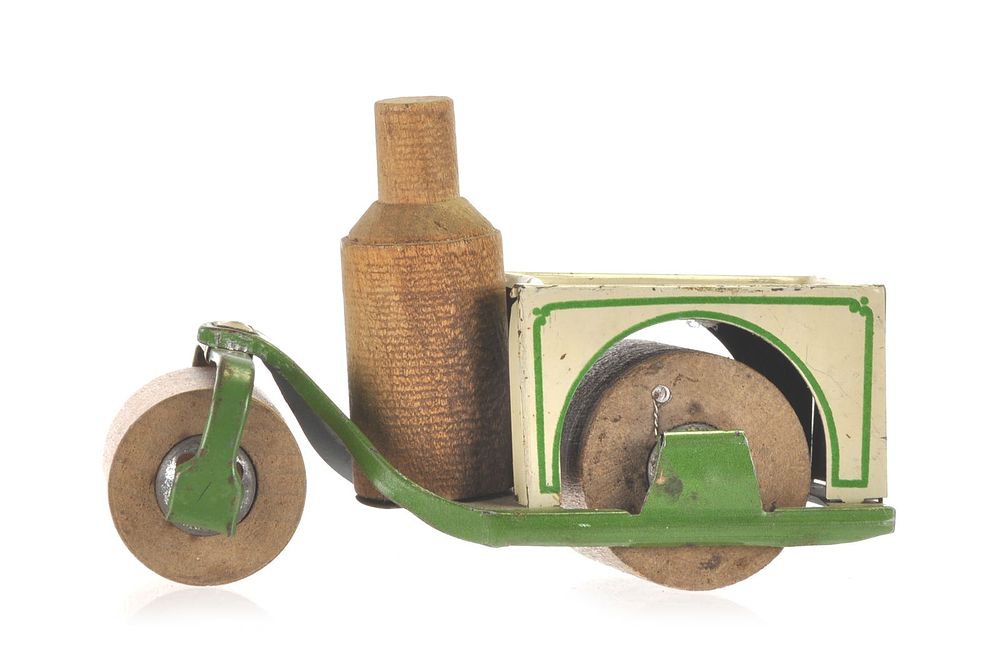 Lot 355: Animate Toys Tin Litho HOBO Baby Steam Roller