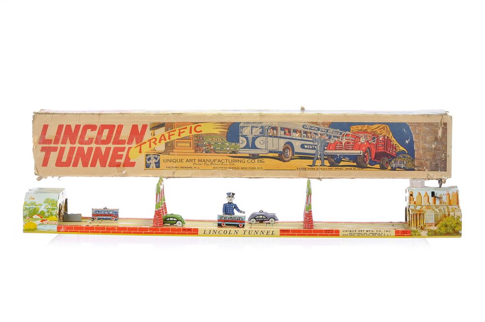 Lot 441: Boxed Lincoln Tunnel Tin Windup by Unique Art Co.