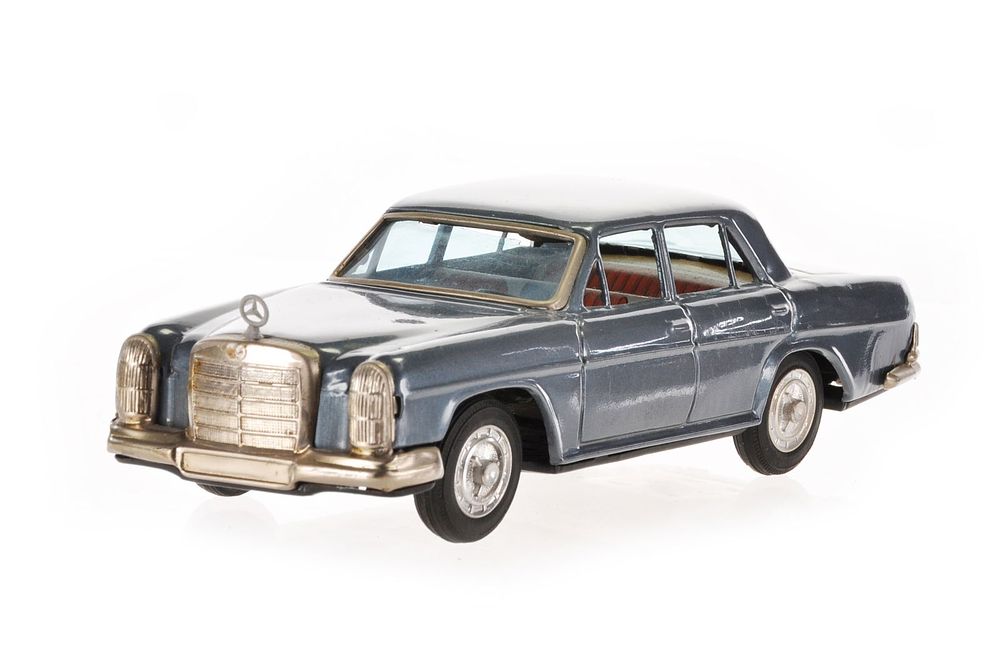 Lot 476: Mercedes Benz Mercedes Sedan Tin Japanese Toy
