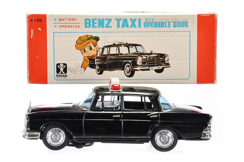 Lot 483: Benz Taxi with Openable Door, Black, Bandai