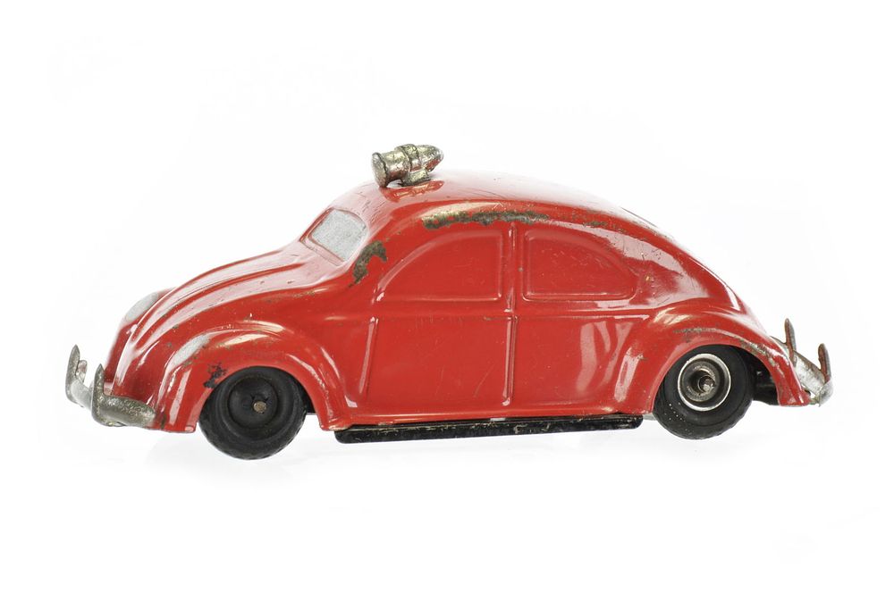 Lot 523: Gama Volkswagen German Toy Beetle in Red with Siren