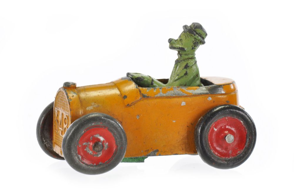 Lot 532: Tootsietoy Andy Gump 348 Car in Diecast