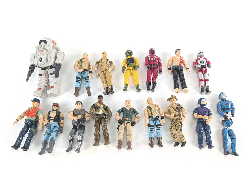 Lot 632: 1980's Group of 15 GI Joe 3 3/4" Action Figures