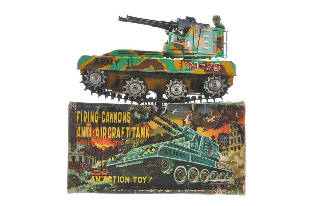 Lot 554: Firing Anti-Aircraft Tank, Japan Tin
