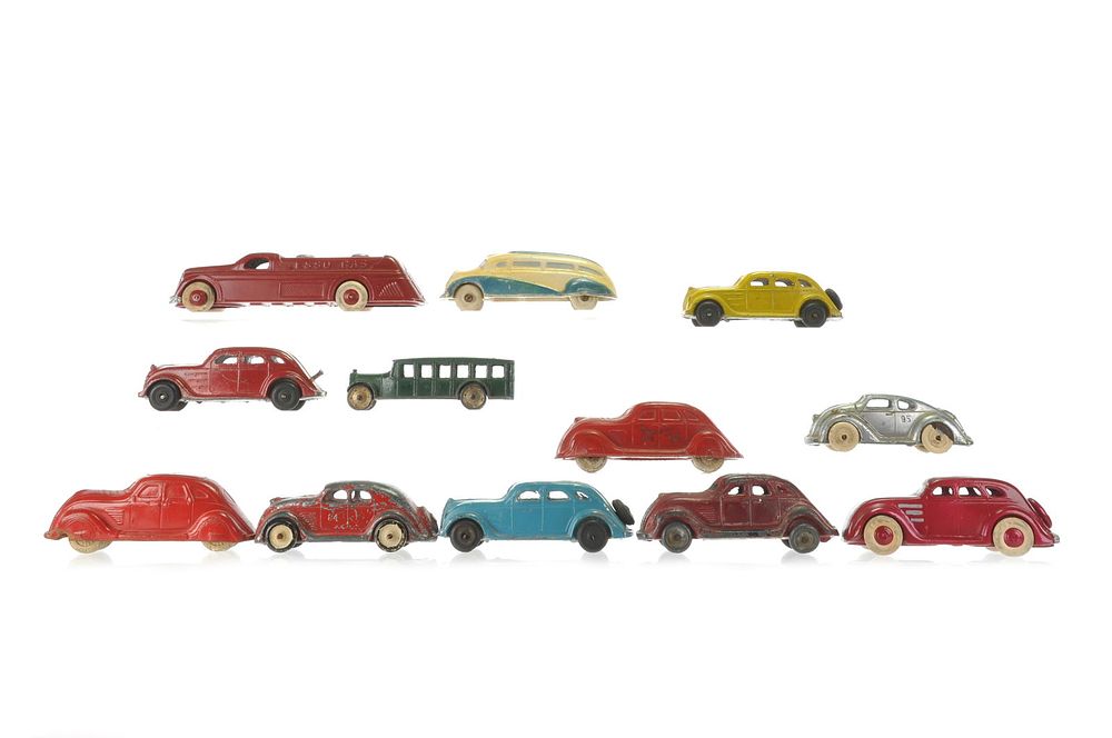 Lot 616: Streamline and Airflow Group Lot of 12 Tootsietoys, Rubber, and Lead Cars