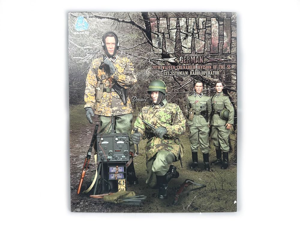 Lot 654: 1/6 DID Matthias German Waffen Grenadier Radio Operator
