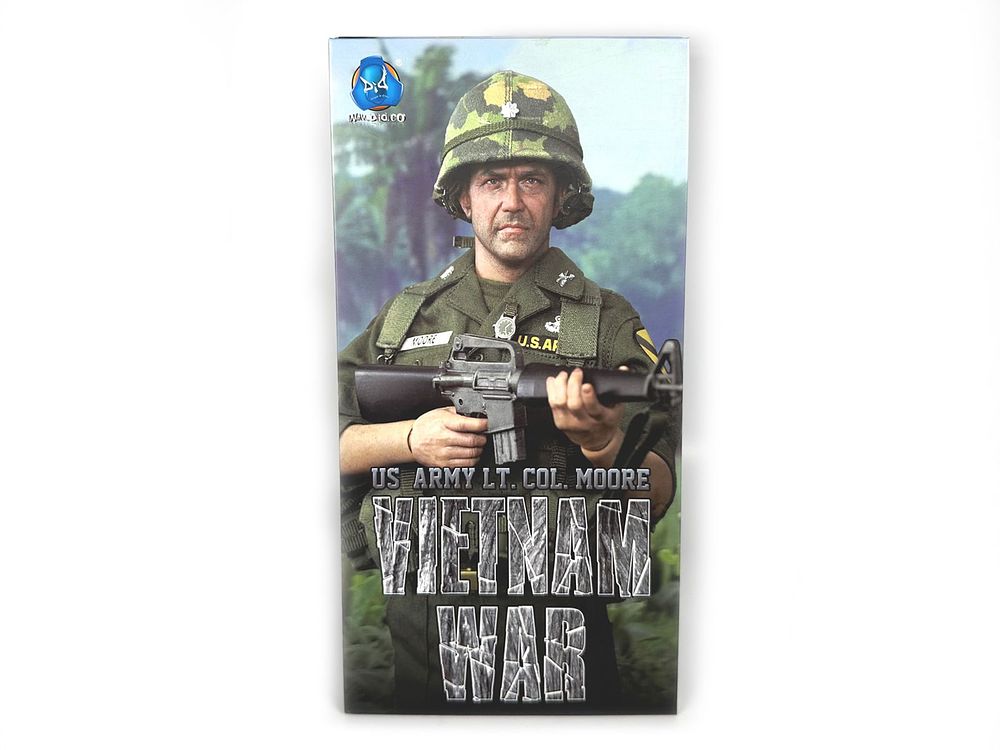 Lot 658: 1/6 DID Vietnam War Colonel Moore Figure