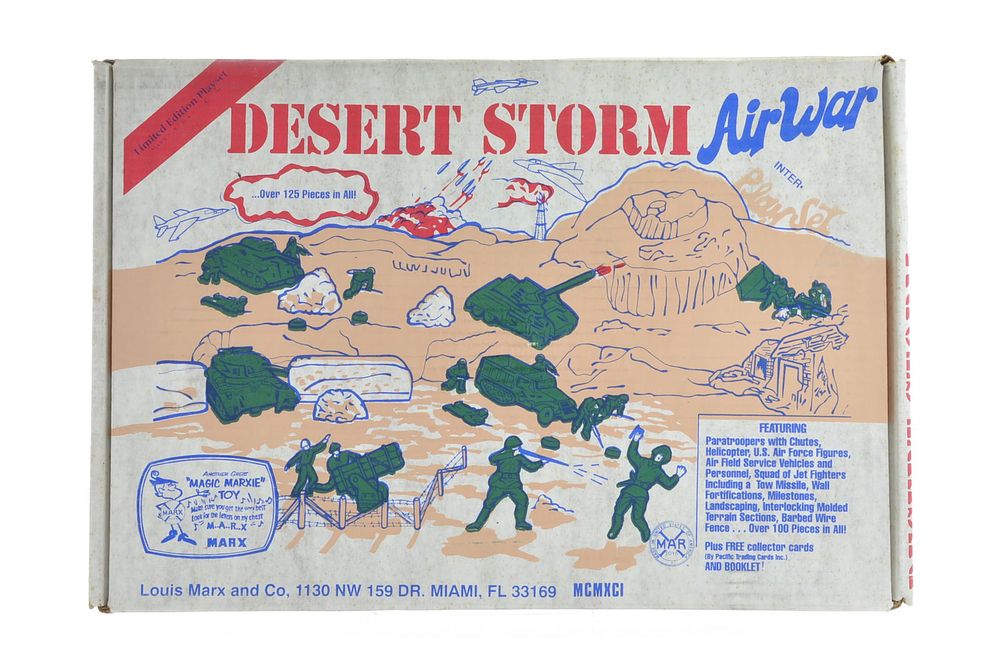 Lot 678: Marx Desert Storm Air War Plastic Playset