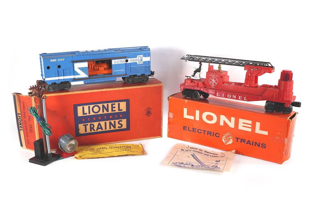 Lot 761: Lionel Fireman Ladder Car 3512 and Operating Generator Car 3530 Boxes