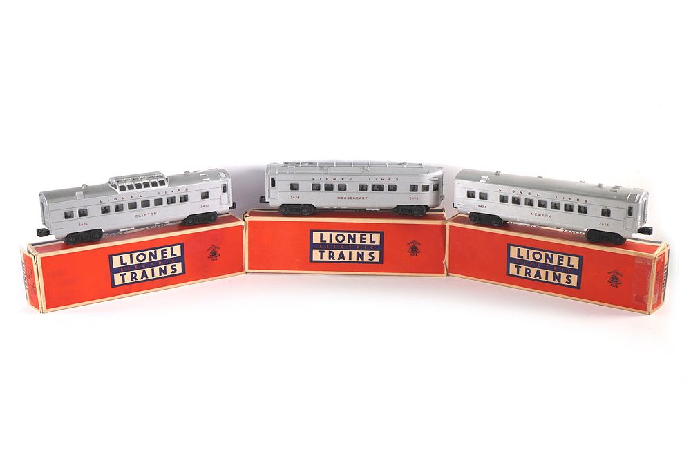 Lot 770: Lionel Pullman Cars Clifton 2432 Newark 2434 & Mooseheart 2436 Boxed