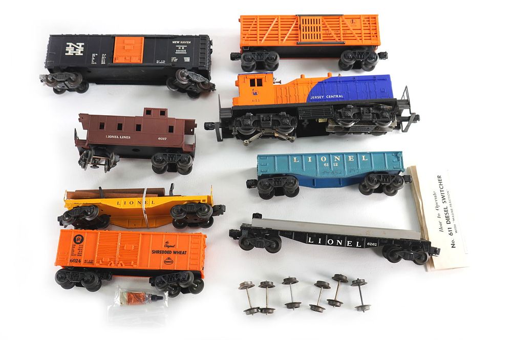 Lot 777: Scarce Lionel Sears Uncatalogued Freight Set 9641 in Set Box