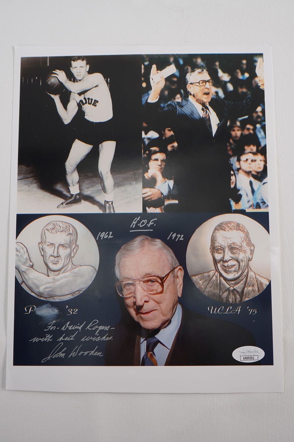 Lot 179: John Wooden Coach AUTOGRAPHED 8.5 x 11 Color Photograph w/COA