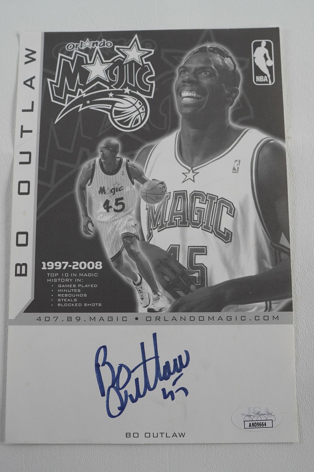Lot 180: Bo Outlaw No. 45 AUTOGRAPHED B&W Print Orlando Magic w/COA