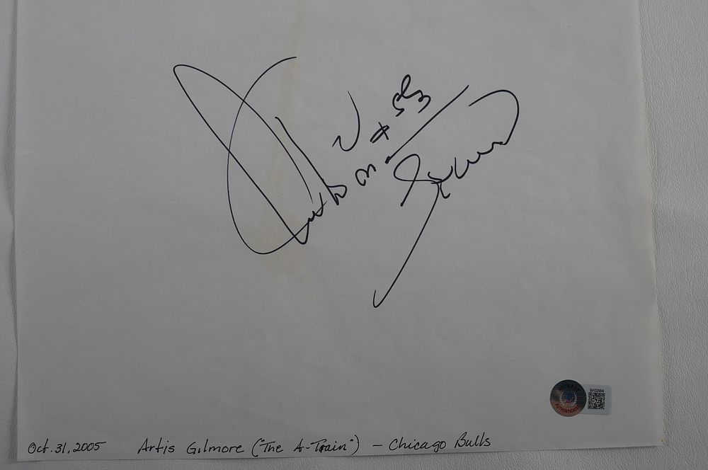 Lot 183: Artis Gilmore ("The A-Train") No. 53 AUTOGRAPHED Signature Page Chicago Bulls w/COA