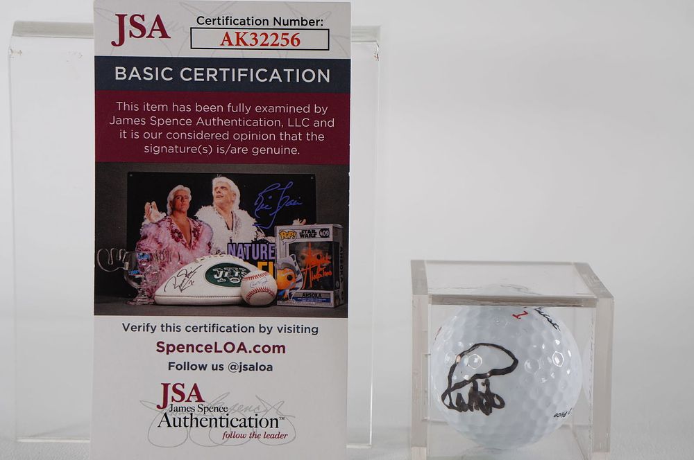 Lot 192: Paul Azinger AUTOGRAPHED Golf Ball, in Case w/COA