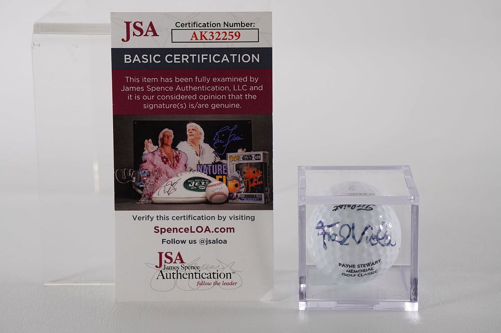 Lot 201: Frank Viola AUTOGRAPHED Golf Ball, in Case w/COA