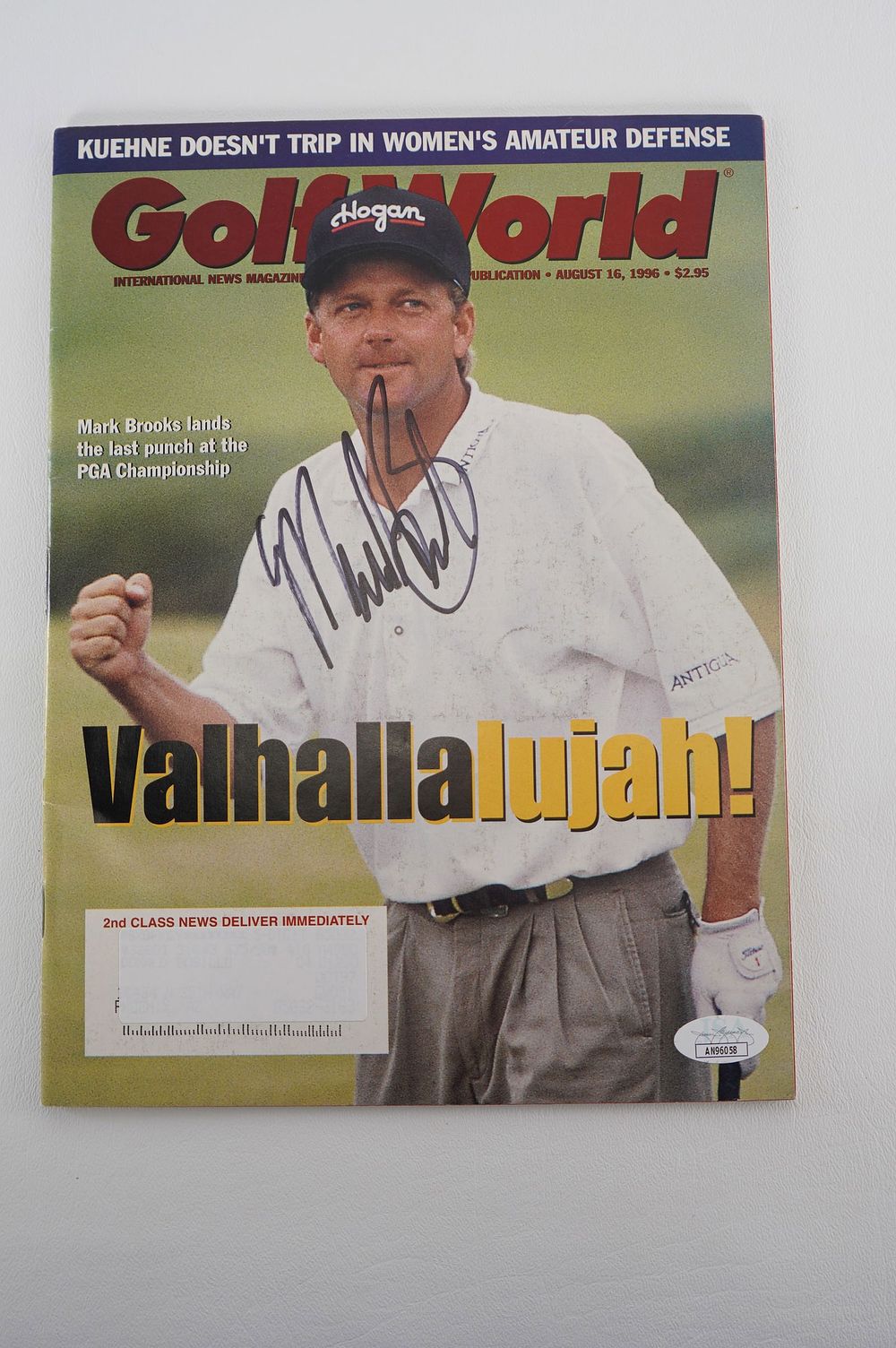 Lot 232: Mark Brooks AUTOGRAPHED Magazine w/COA