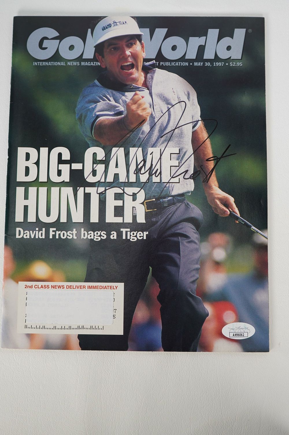 Lot 237: David Frost AUTOGRAPHED Magazine w/COA