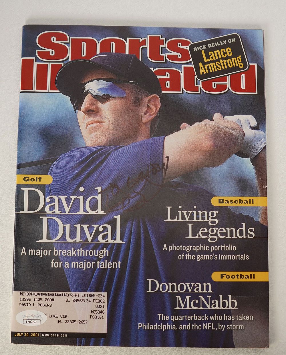 Lot 242: David Duval AUTOGRAPHED Magazine w/COA