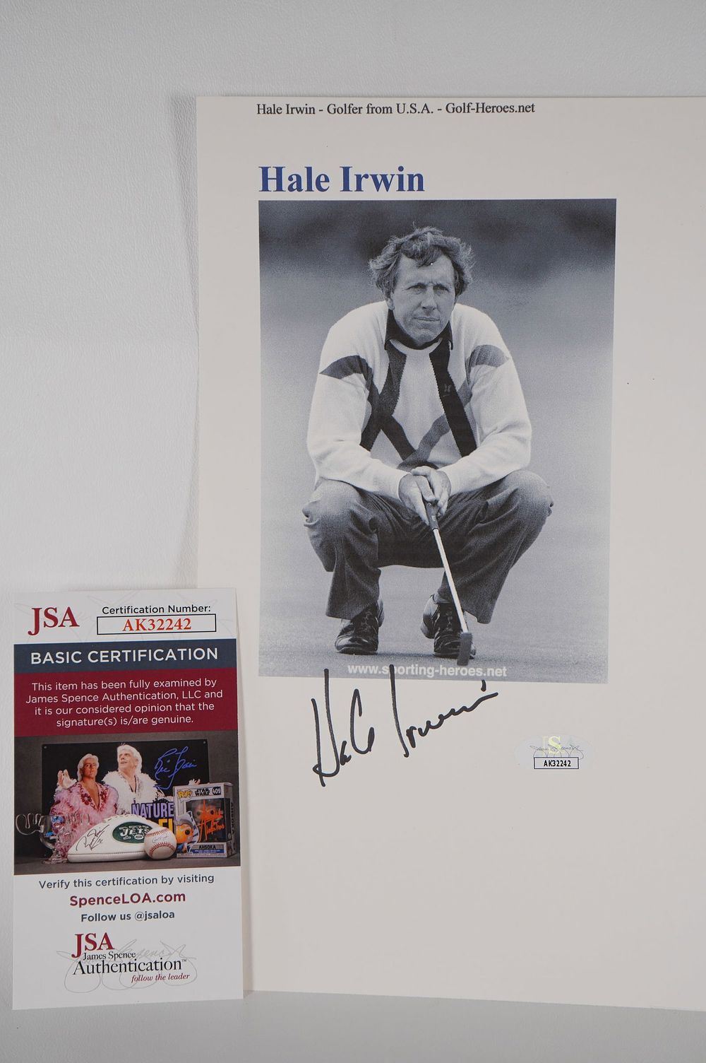 Lot 258: Hale Irwin AUTOGRAPHED Hand Signed B & W Photo w/COA