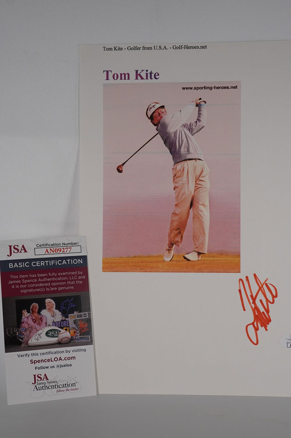 Lot 259: Tom Kite AUTOGRAPHED Hand Signed Color Photo w/COA