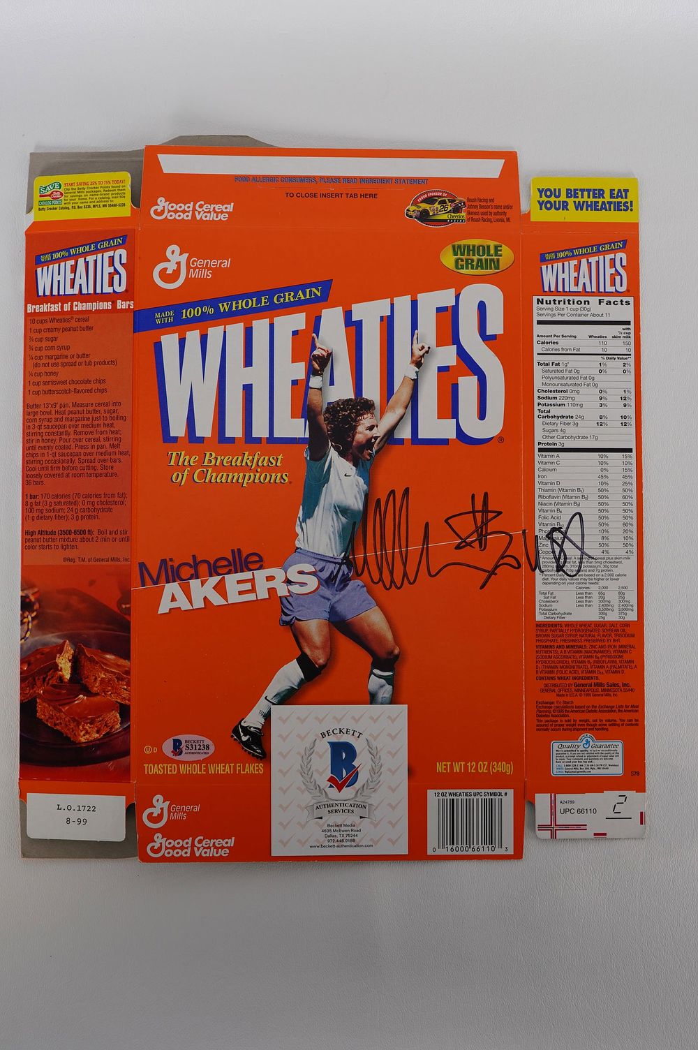 Lot 279: Michelle Akers AUTOGRAPHED Cereal Box w/COA