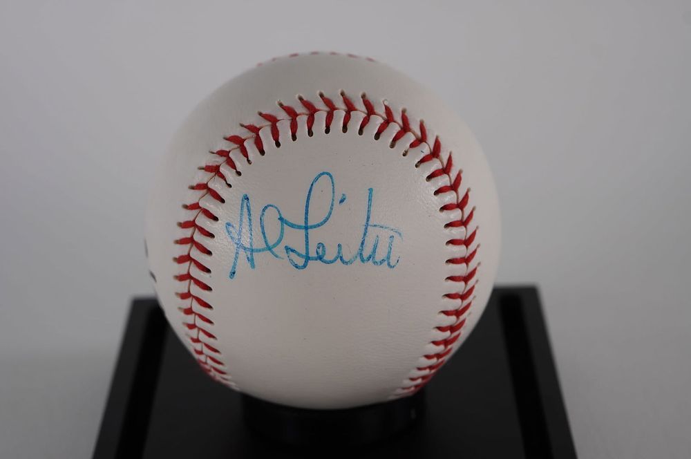 Lot 300: Al Leiter AUTOGRAPHED Baseball w/COA