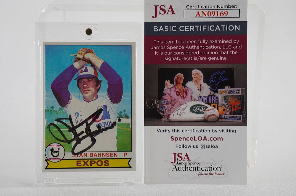 Lot 326: Stan Bahnsen No. 46 Montreal Expos AUTOGRAPHED Trading Card w/COA