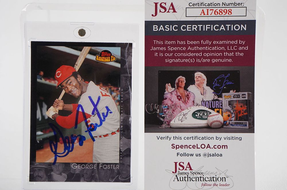 Lot 340: George Foster No. 15 Cincinnati Reds AUTOGRAPHED Trading Card w/COA