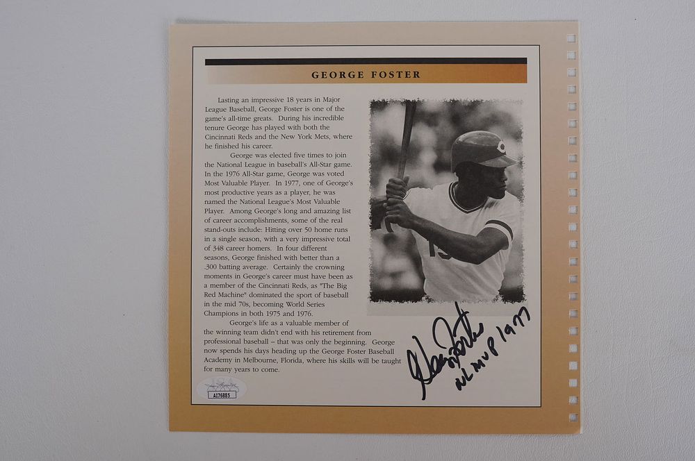 Lot 405: George Foster No. 15 Cincinnati Reds AUTOGRAPHED Bio Sheet B & W w/COA