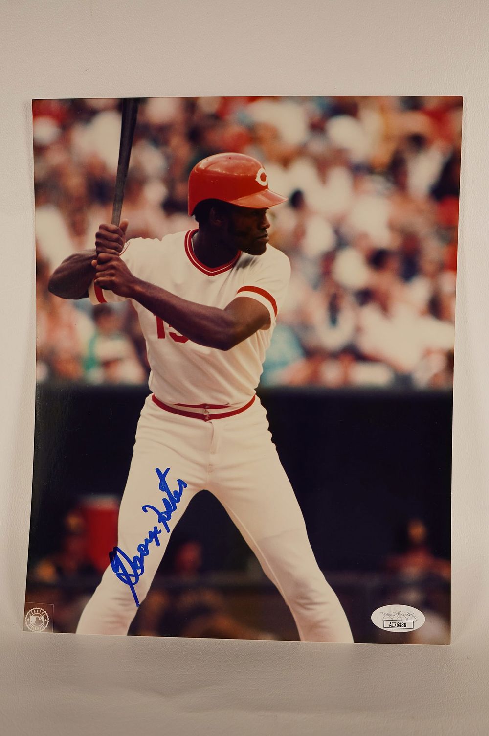 Lot 420: George Foster No. 15 Cincinnati Reds AUTOGRAPHED 8 x 10 Color Photo w/COA