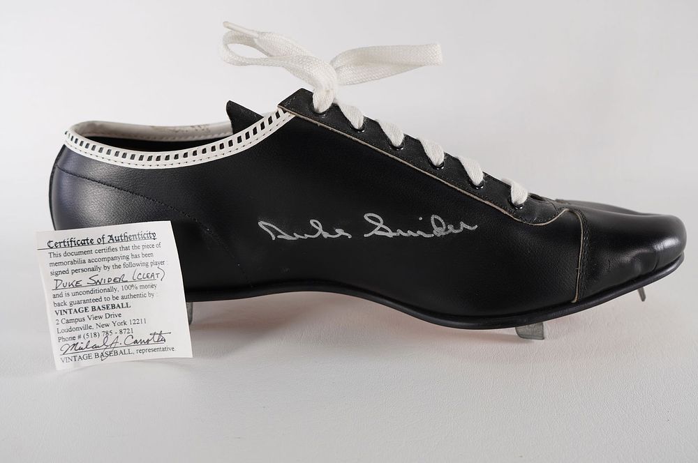 Lot 428A: Duke Snider AUTOGRAPHED Cleat w/COA