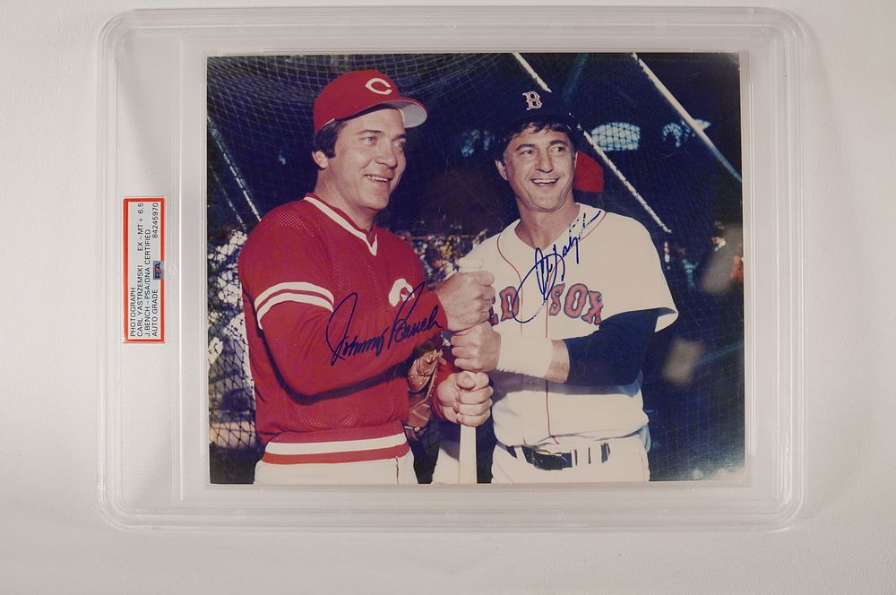 Lot 428C: Johnny Bench, Carl Yastrzemski AUTOGRAPHED 10 x 8 Color Photograph w/COA