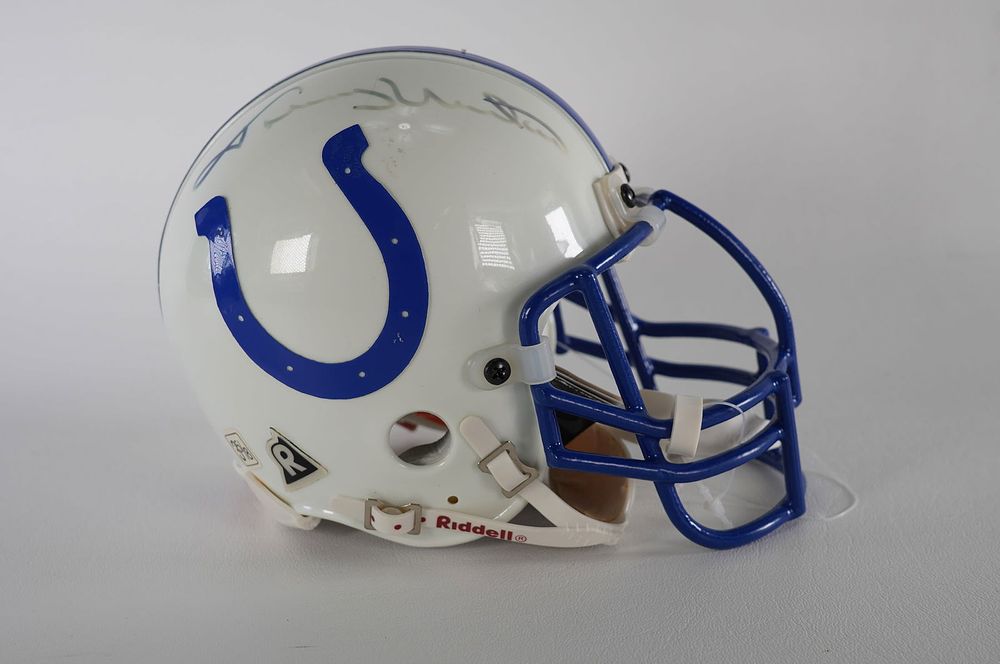 Lot 491: Johnny Unitas No. 19 Baltimore Colts AUTOGRAPHED Helmet
