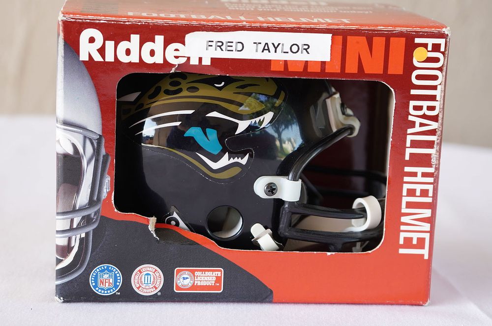 Lot 500: Fred Taylor No. 28 Jacksonville Jaguars AUTOGRAPHED Mini-Helmet w/COA