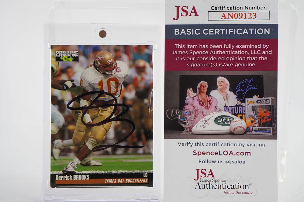 Lot 515: Derrick Brooks No. 10 Autographed Trading Card Tampa Bay Buccaneers w/COA