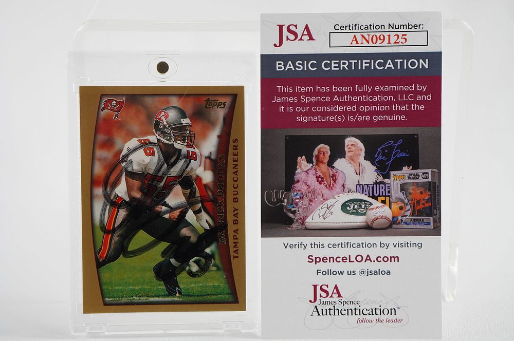 Lot 516: Derrick Brooks No. 55 Autographed Trading Card Tampa Bay Buccaneers w/COA