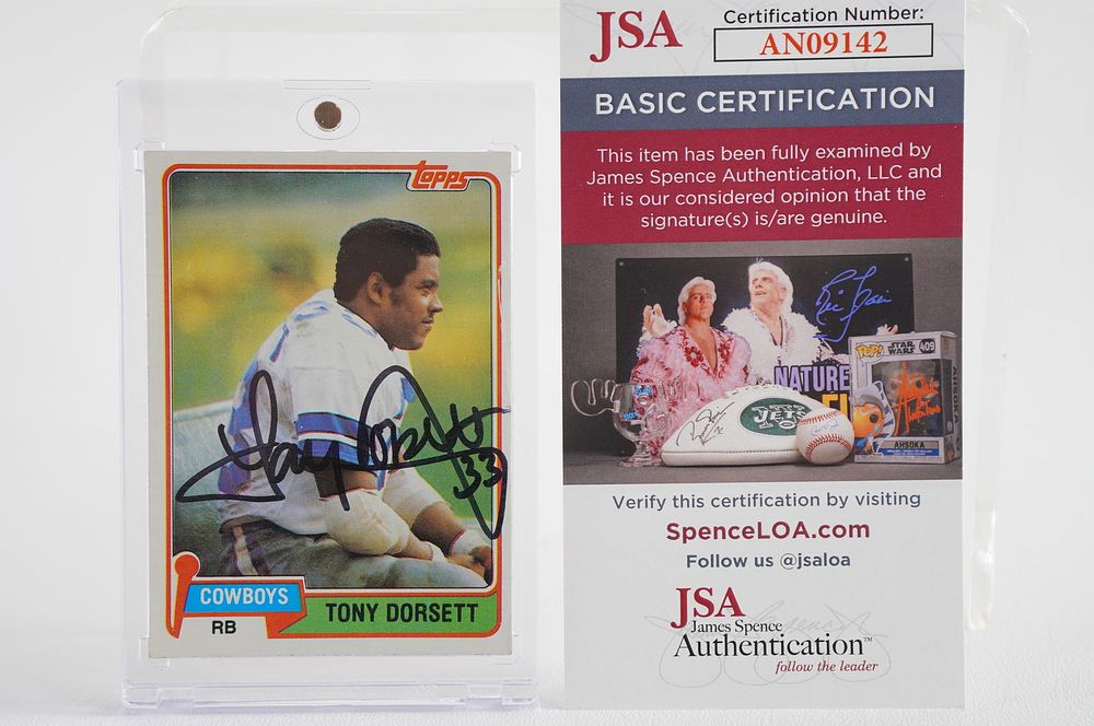 Lot 519: Tony Dorsett No. 33 Autographed Trading Card Dallas Cowboys w/COA