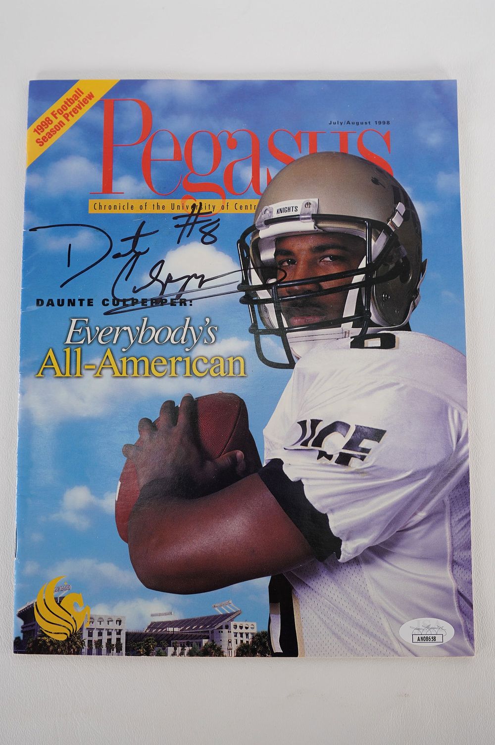 Lot 561: Dante Culpepper No. 8 Autographed Magazine University of Central Florida Knights w/COA