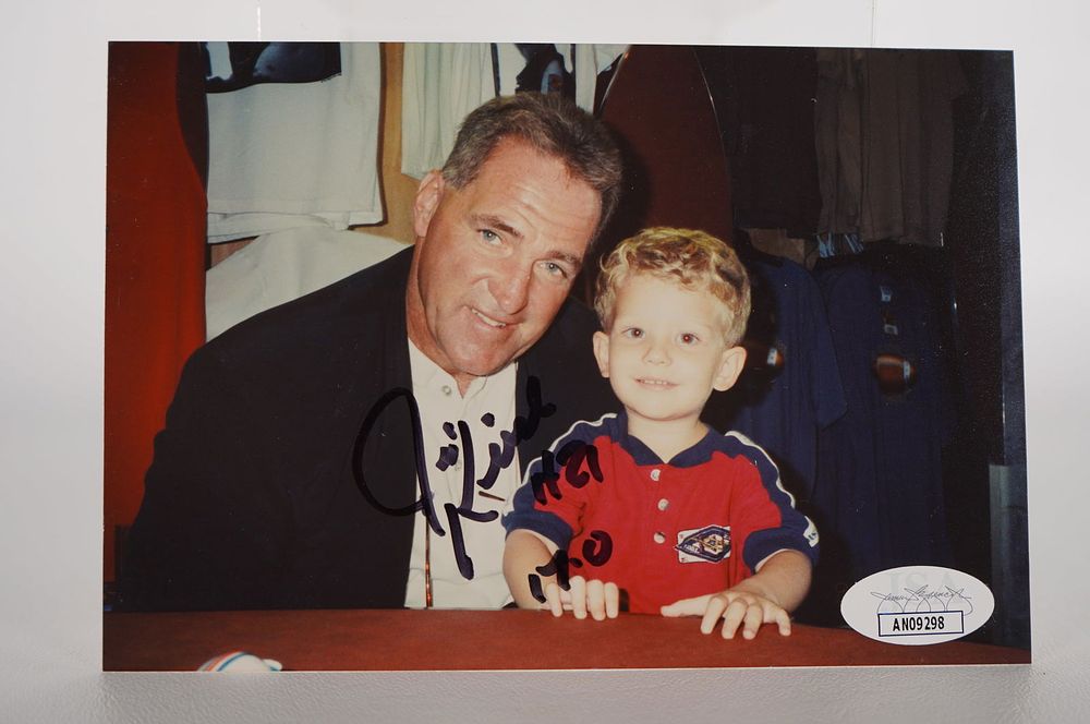 Lot 596: Jim Kiick AUTOGRAPHED 4 x 6 Color Photo w/COA